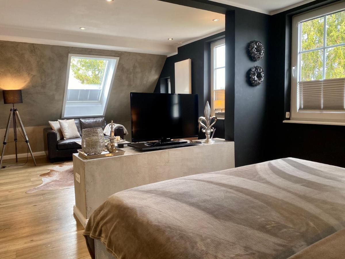 Country-Suites By Verdino Living - Apartments & Suites (Adults Only) Браунлаге Екстериор снимка