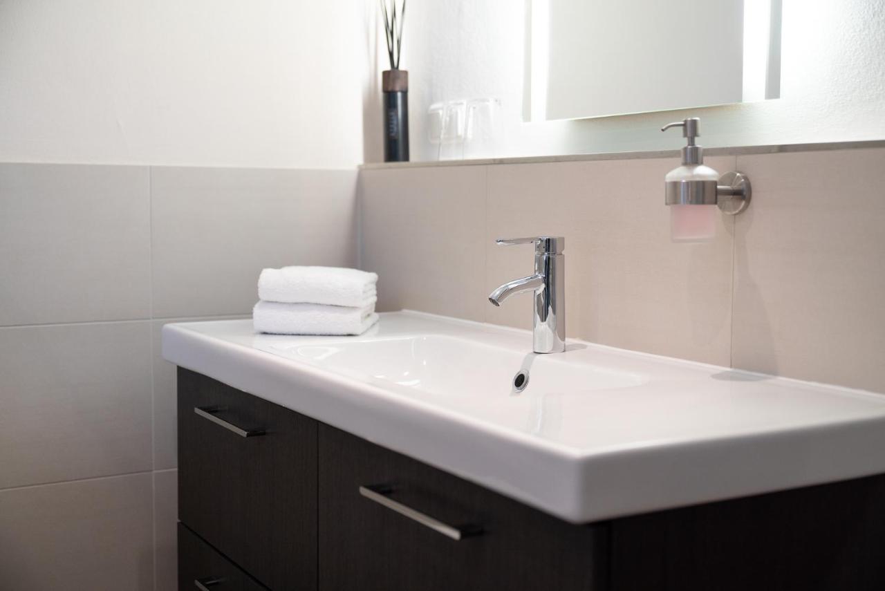 Country-Suites By Verdino Living - Apartments & Suites (Adults Only) Браунлаге Екстериор снимка
